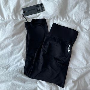 Bo and Tee butt scrunch leggings BNWT